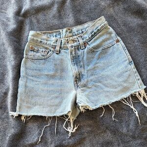 Vintage Levi’s denim shorts